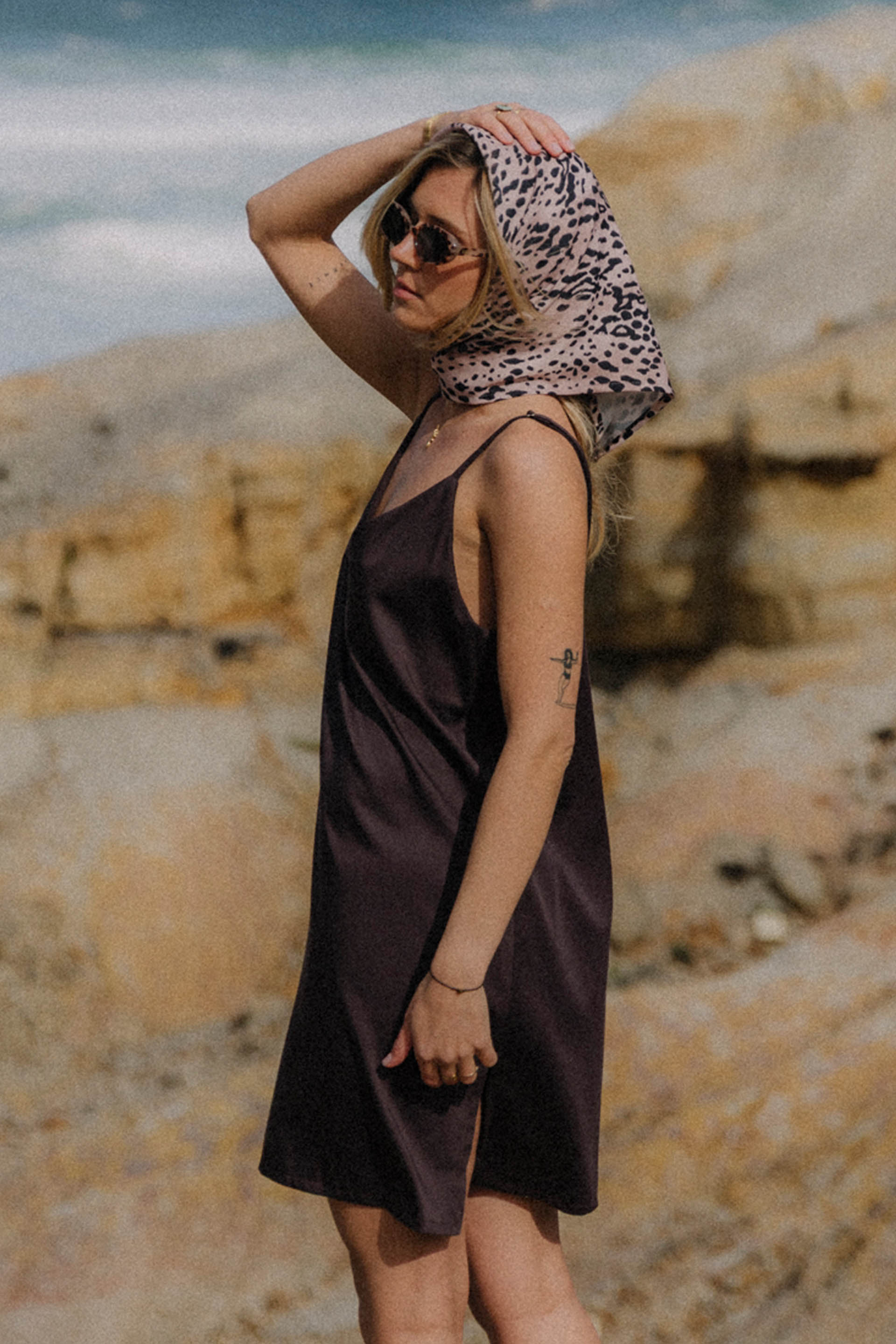 SUKIENKA KYLIE CHOCO