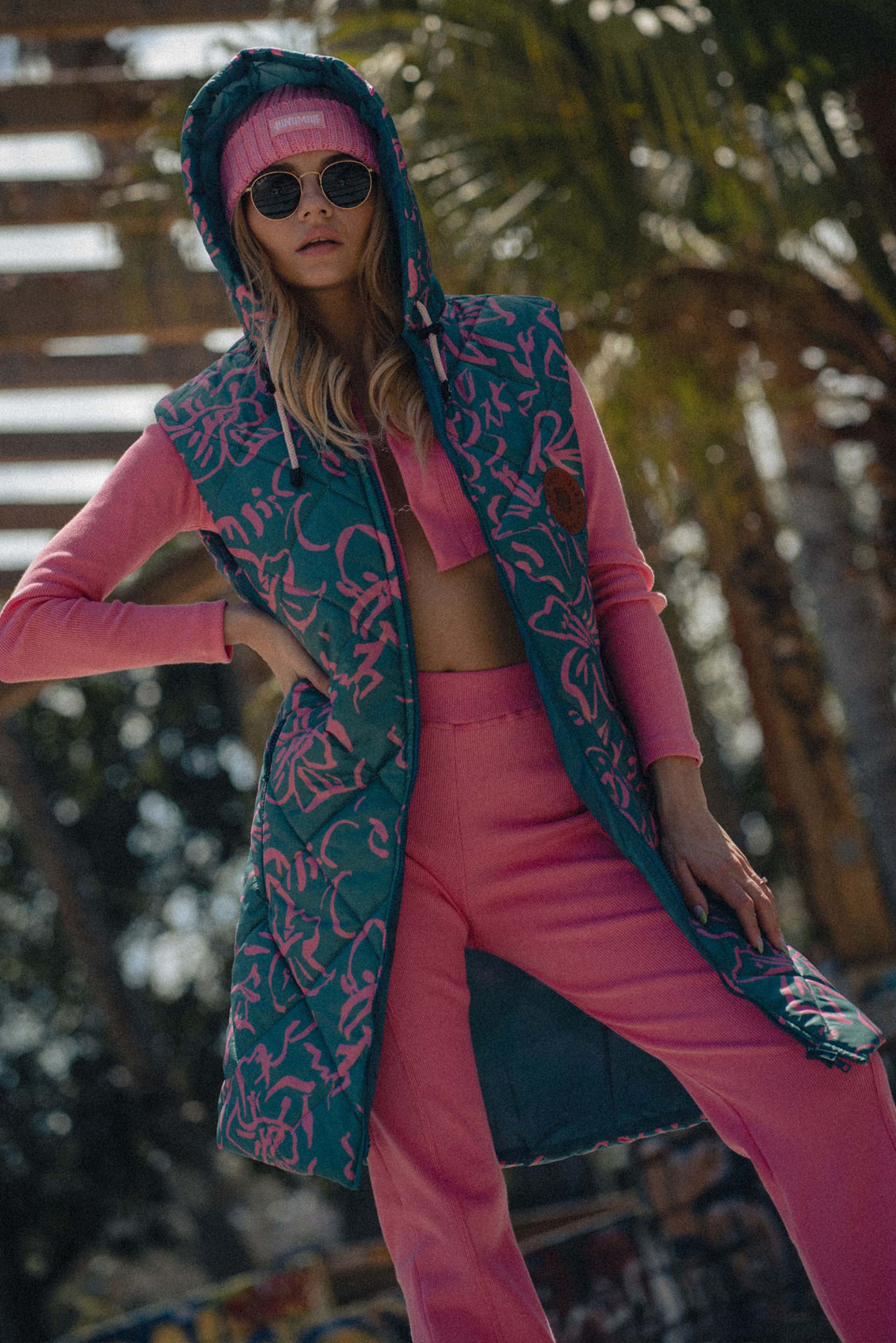 KAMIZELKA ABSTRACT FLOWERS GREEN LONG