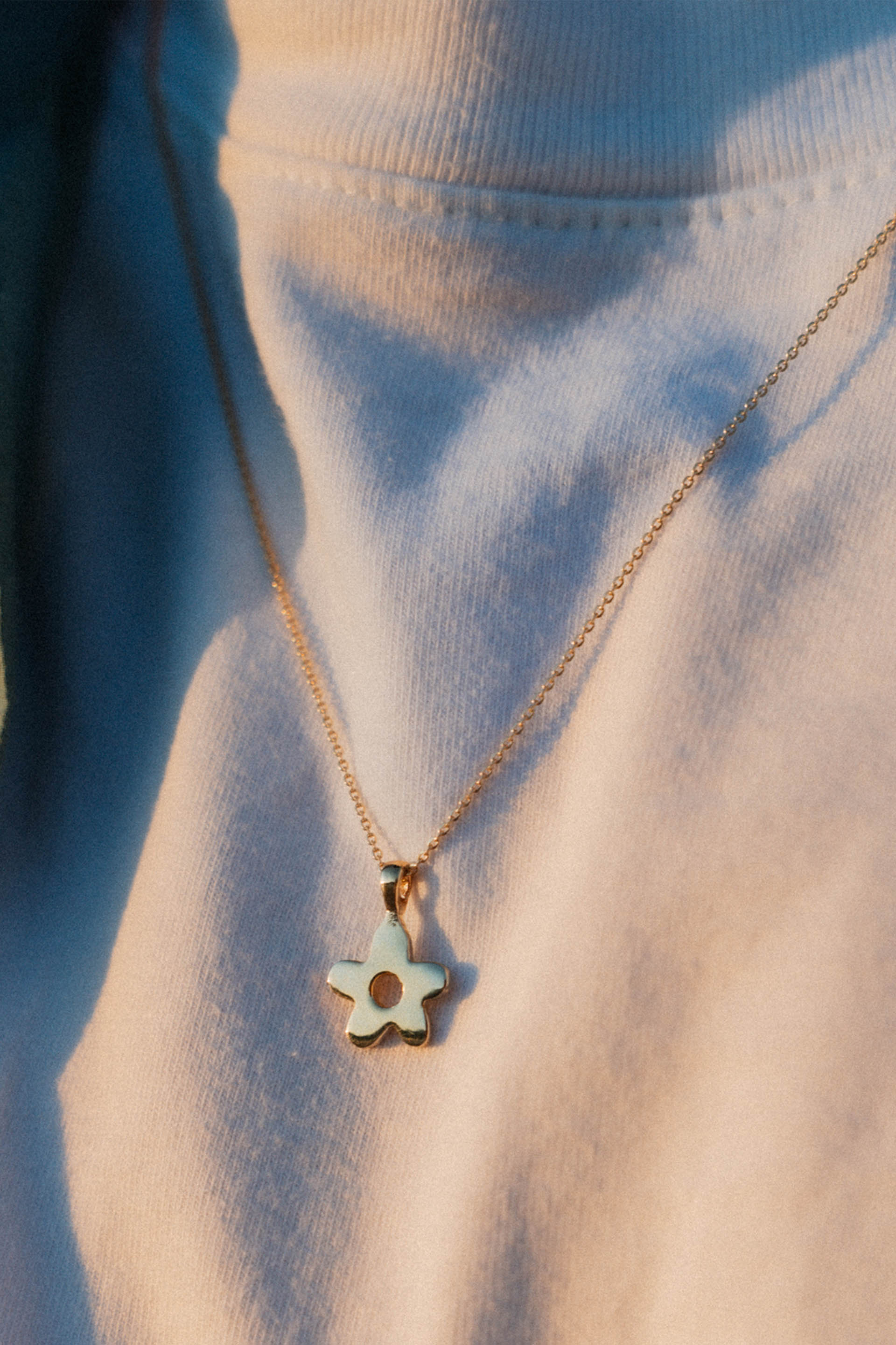 NASZYJNIK DAISY HANDMADE