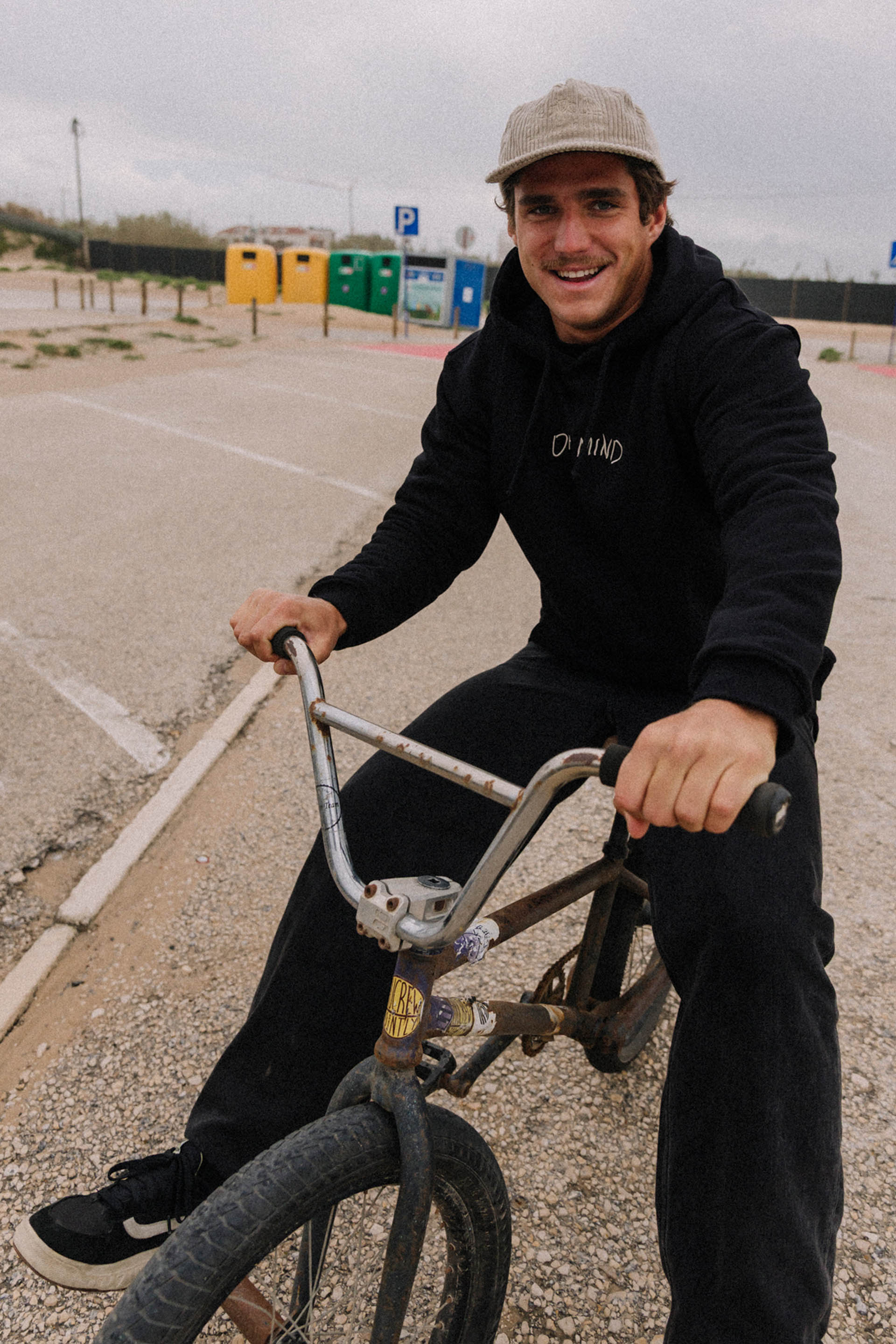 BLUZA HERE COMES THE SUN MEN