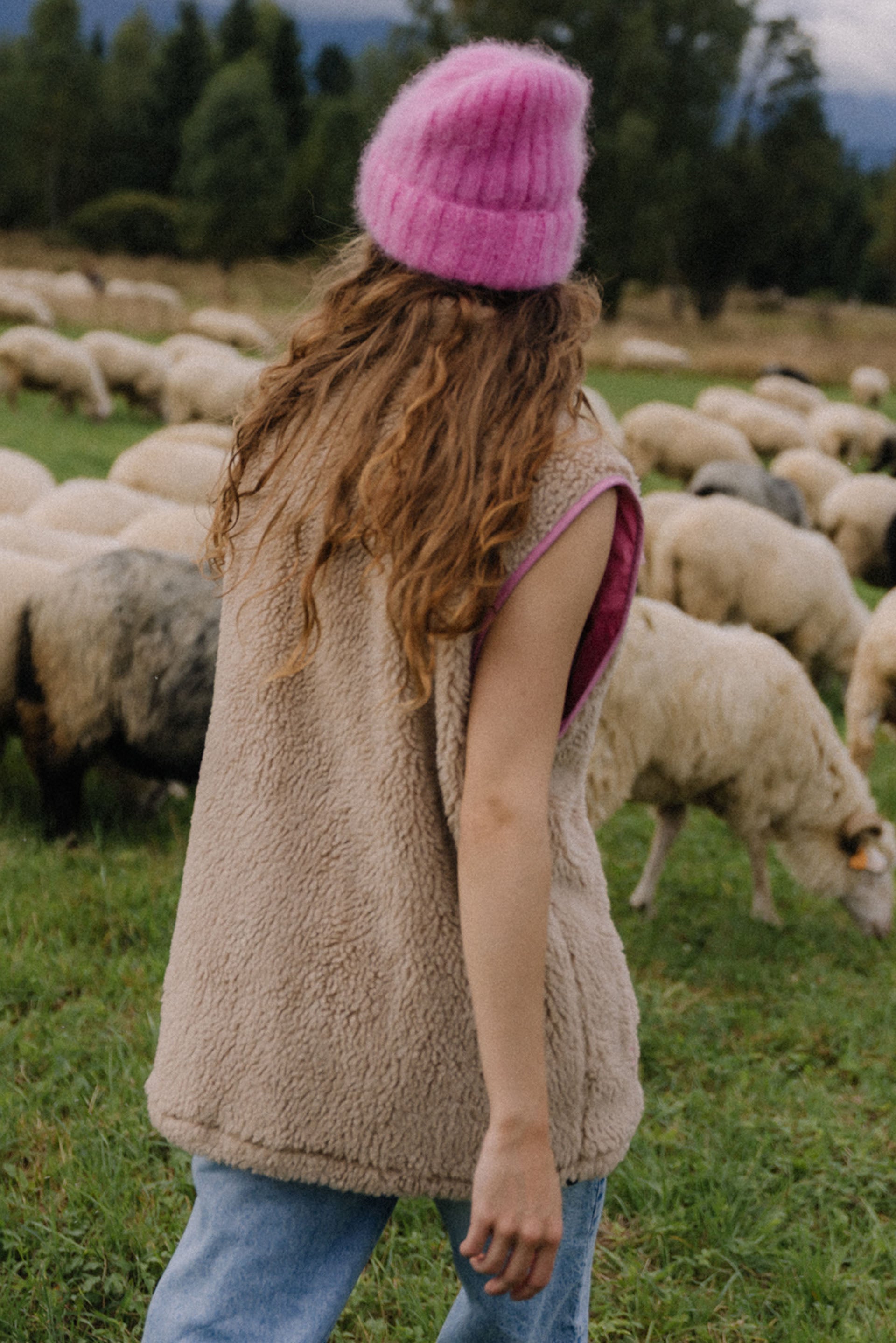 KAMIZELKA BARANEK VEST MILKSHAKE