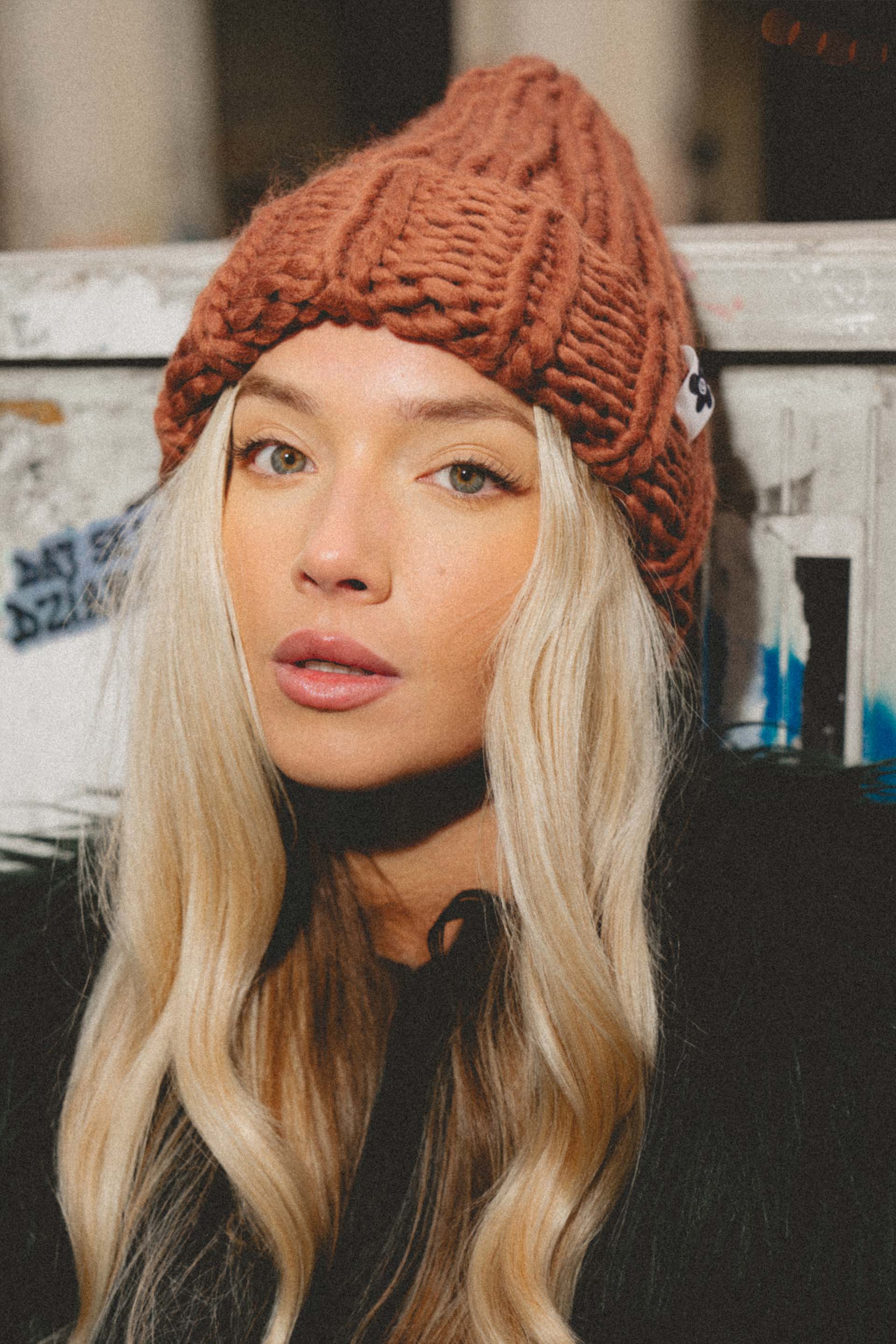 CZAPKA MERINO CAKE CHOCO handmade