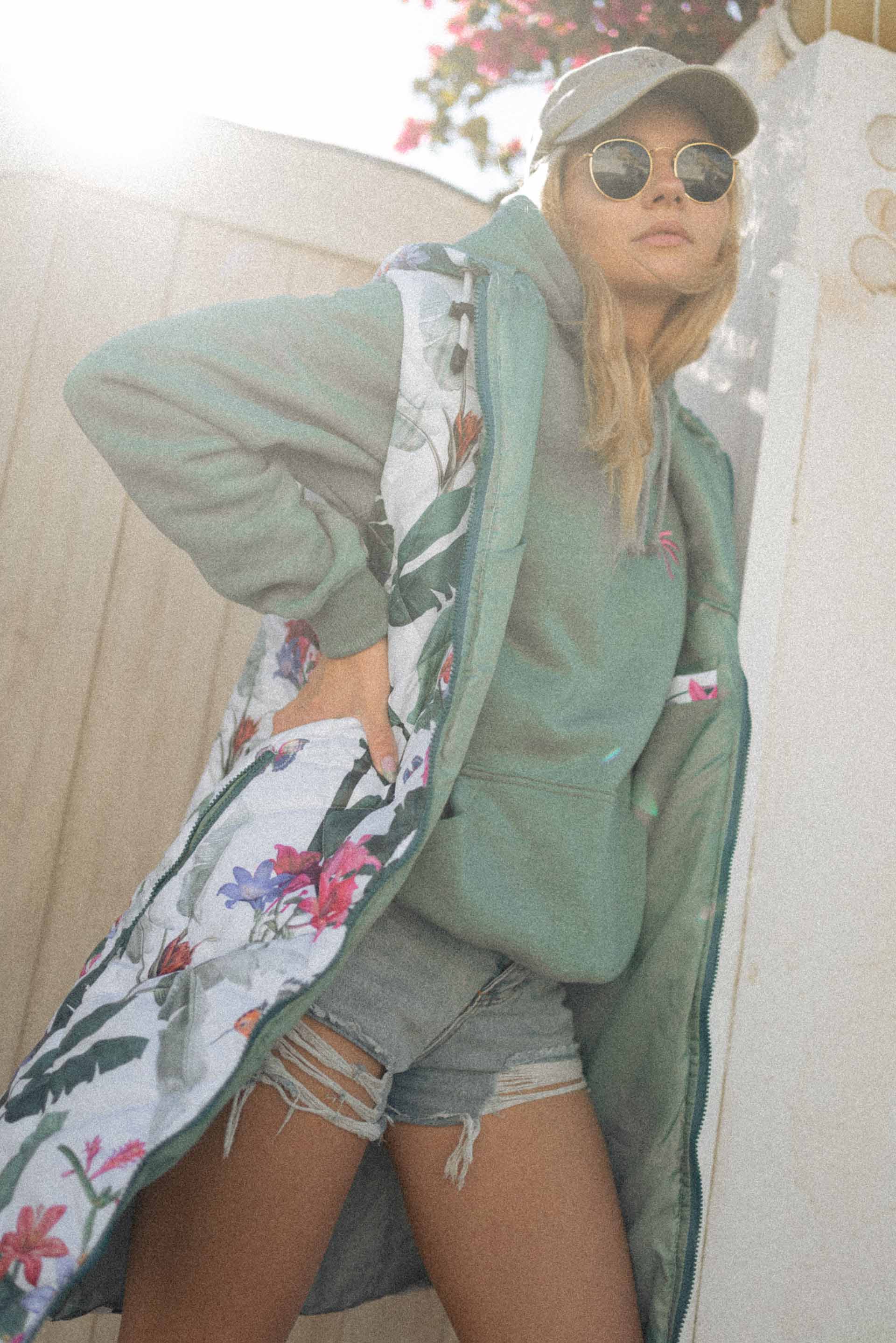 KAMIZELKA BUTTERFLY HOUSE WHITE LONG