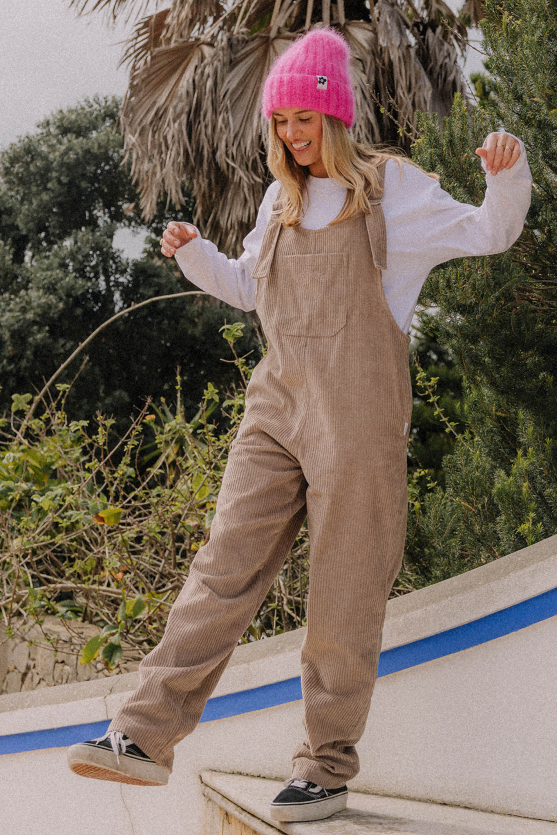 OGRODNICZKI FUNKY FLAT WHITE