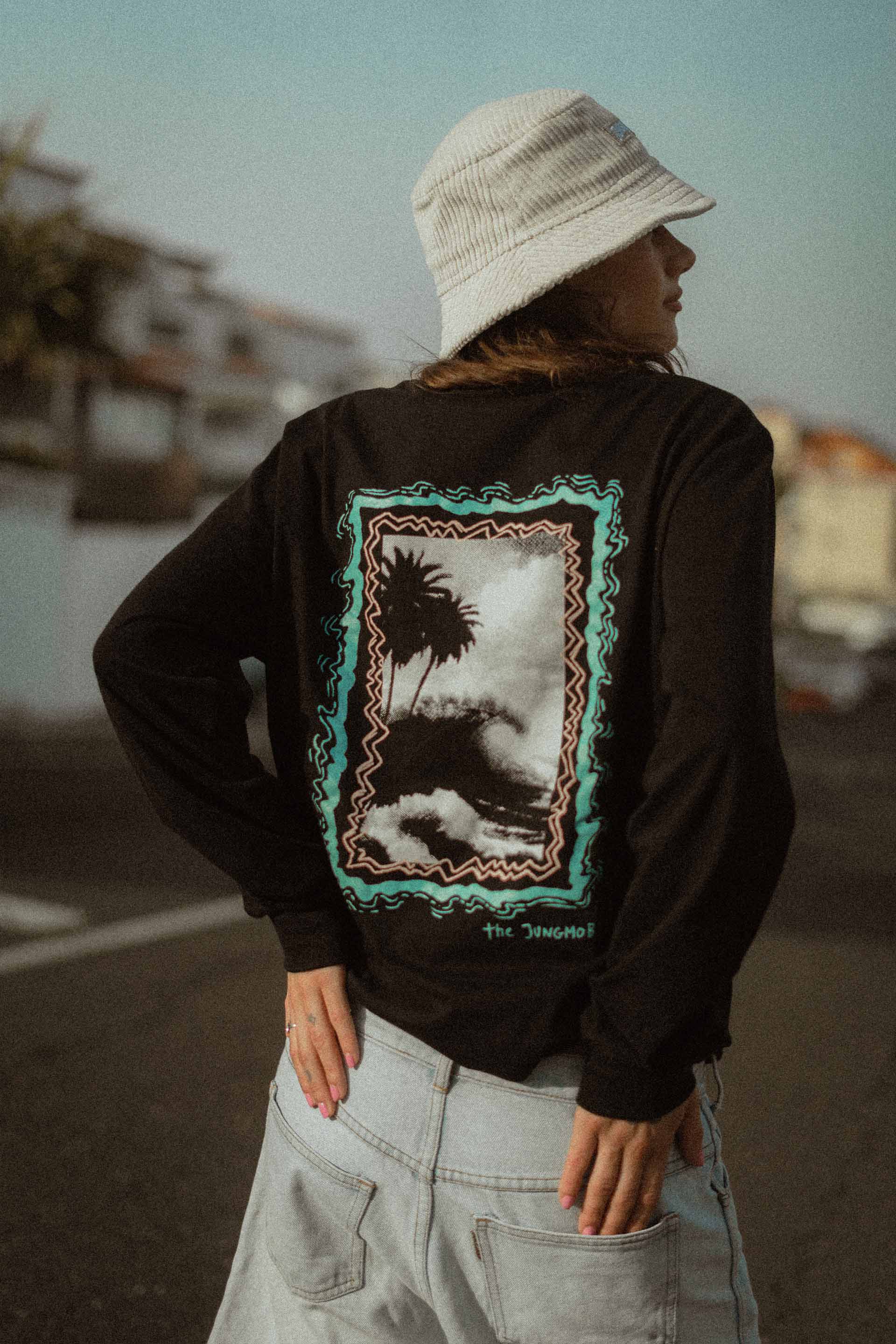 LONGSLEEVE PEACE JUNGMOB BLACK WMN