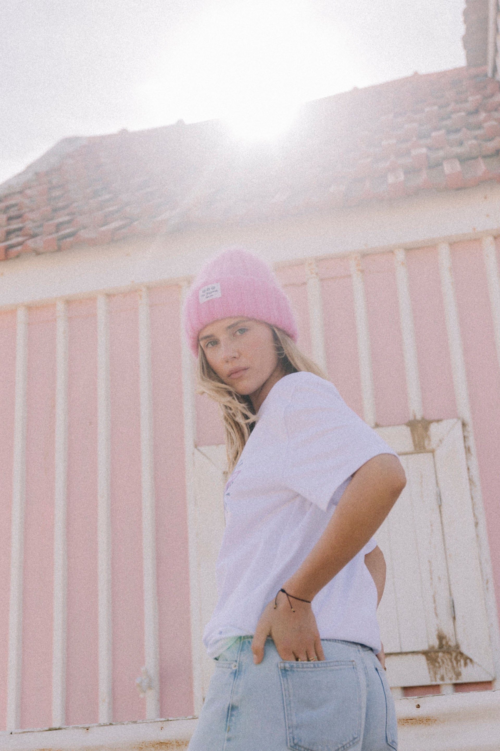 T-SHIRT DUDE LETS GO SURFING