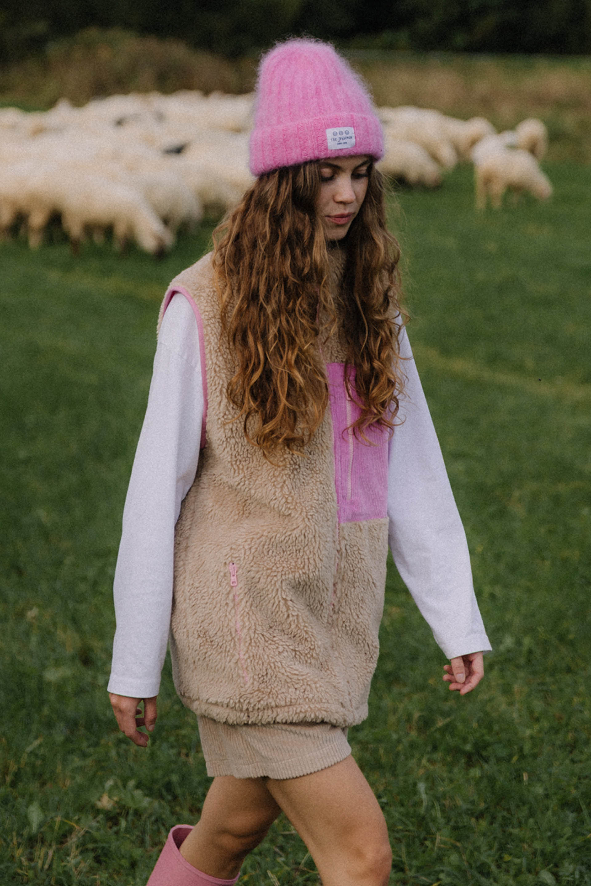 KAMIZELKA BARANEK VEST MILKSHAKE