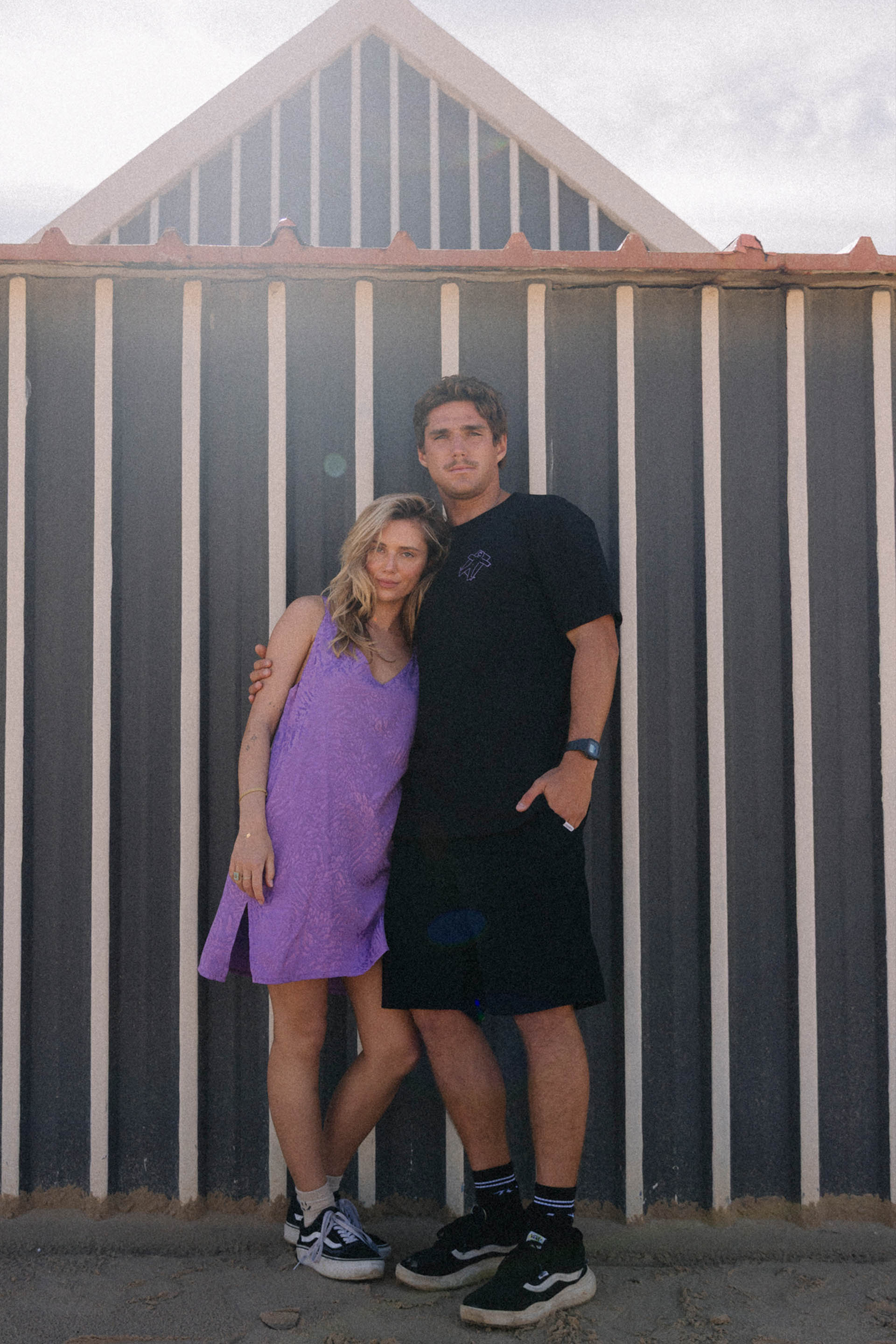 SUKIENKA KYLIE WILDBERRY