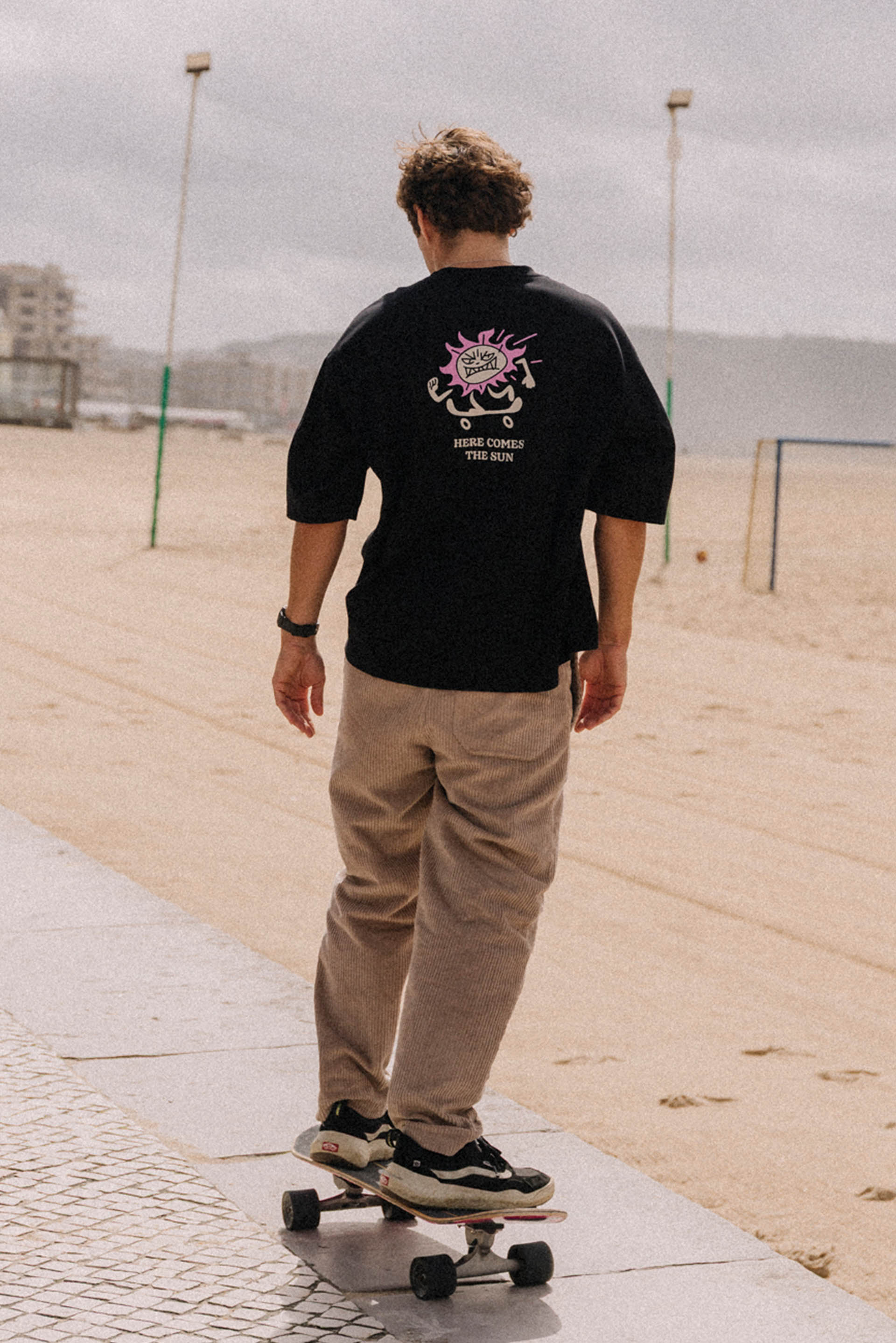 T-SHIRT BOXY HERE COMES THE SUN MEN