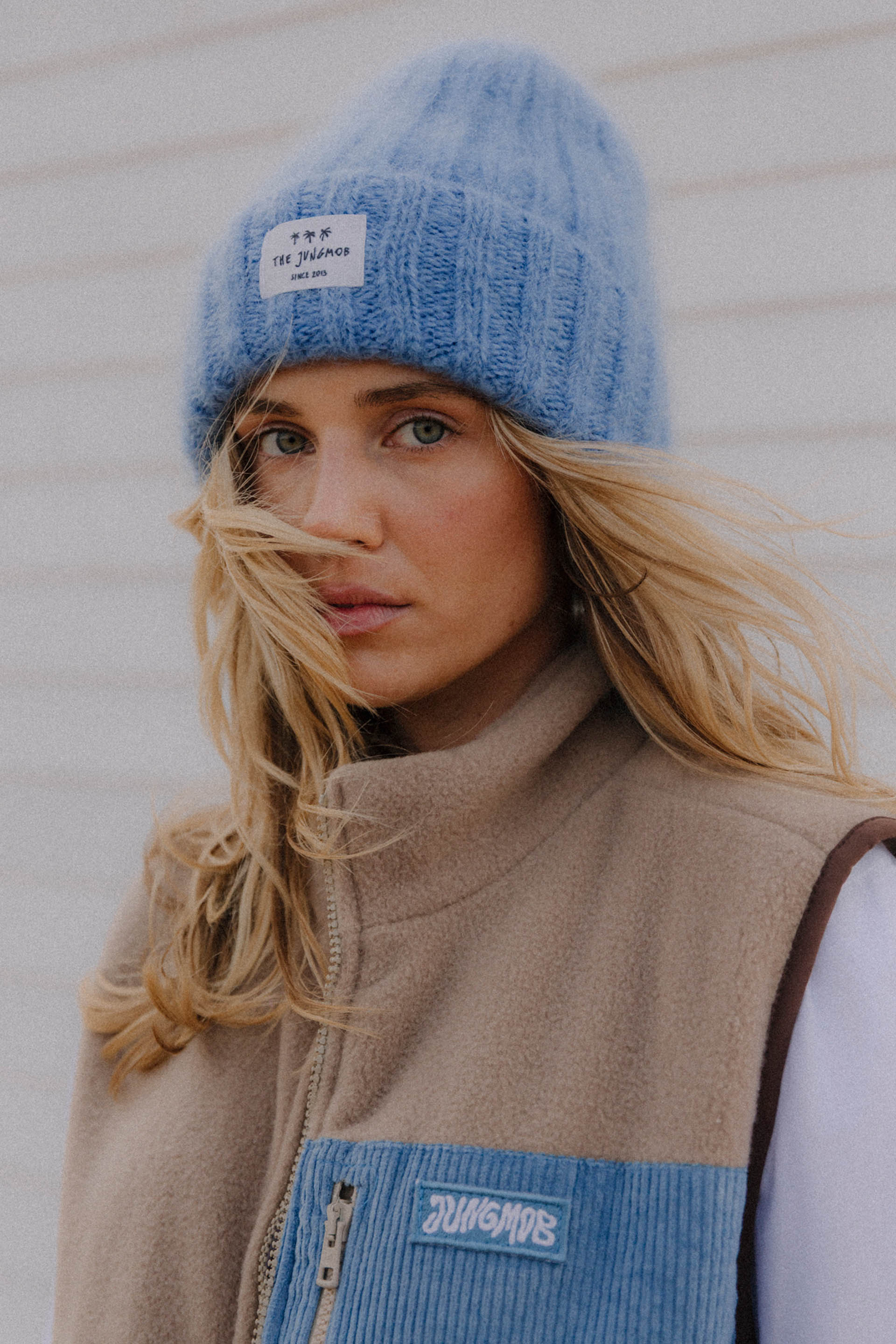 FLUFFY BLUE SKY MOHAIR HAT – jungmob
