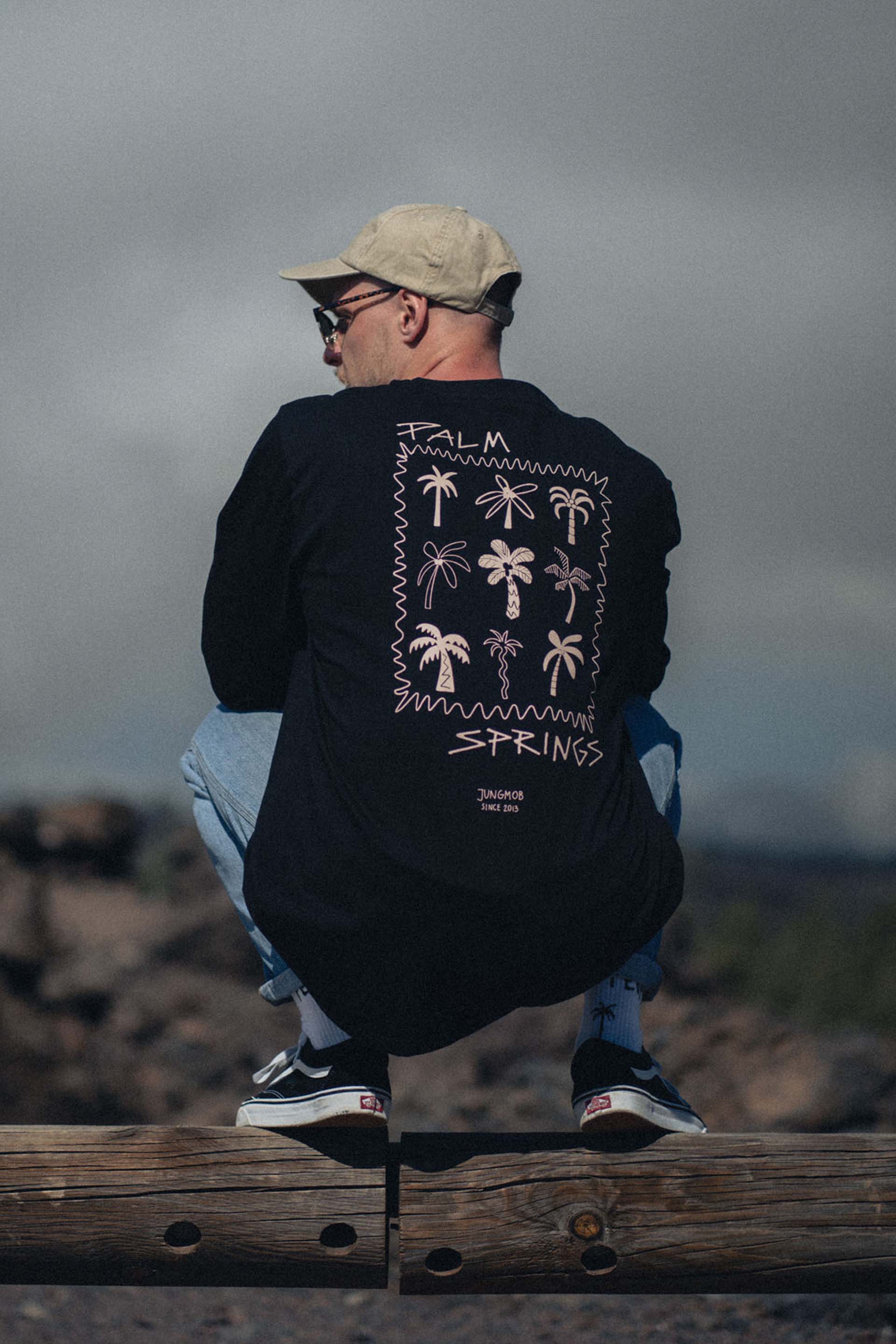 LONGSLEEVE PALMS SPRING BLACK