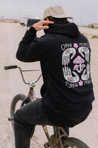 BLUZA OPEN MIND BLACK