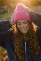 CZAPKA MOHER FLUFFY ELECTRIC PINK