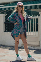 KURTKA ABSTRACT FLOWERS GREEN RAIN