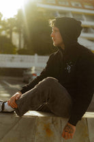 BLUZA UNISEX NATURE IS OKAY BLACK MEN