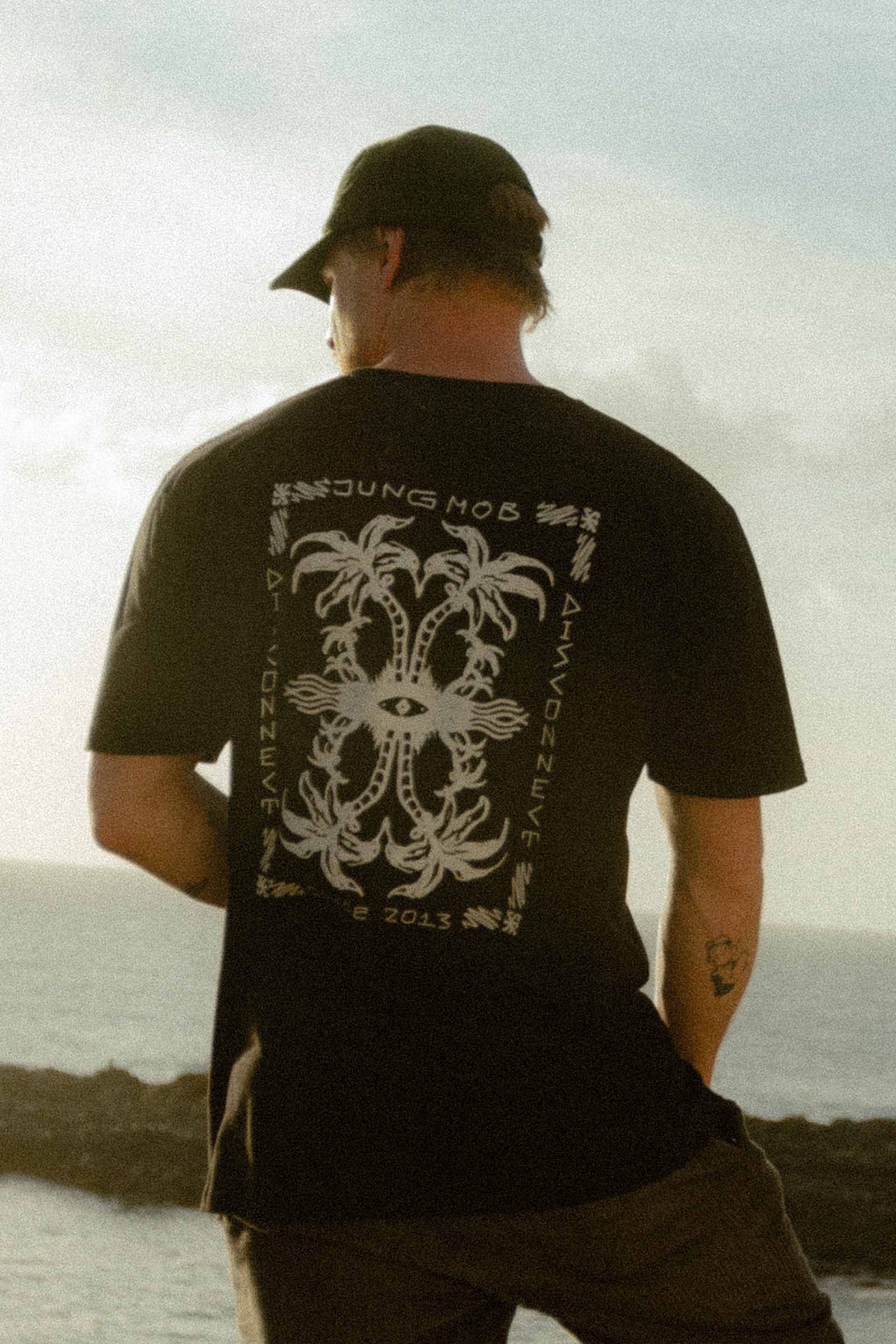 T-SHIRT DISCONNECT BLACK MEN