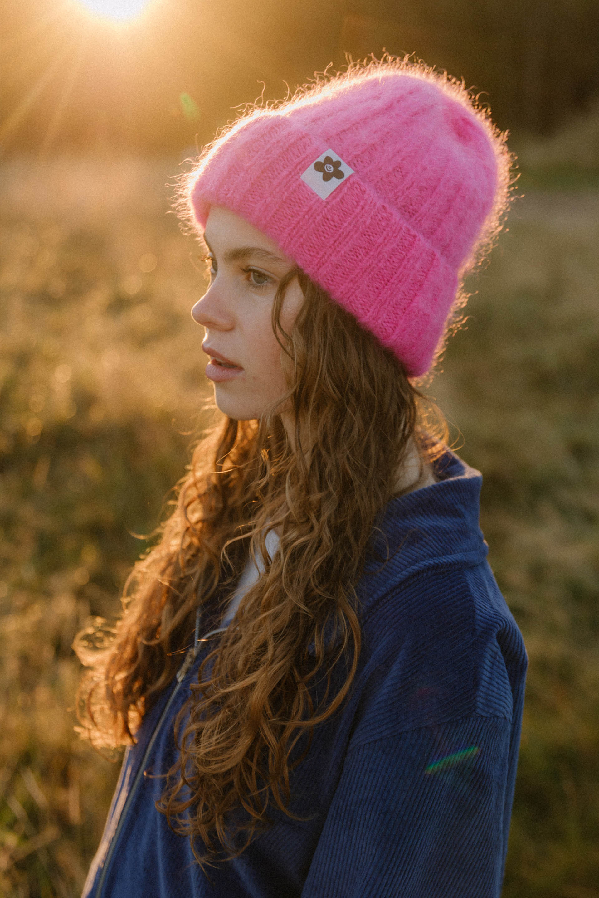 CZAPKA MOHER FLUFFY ELECTRIC PINK