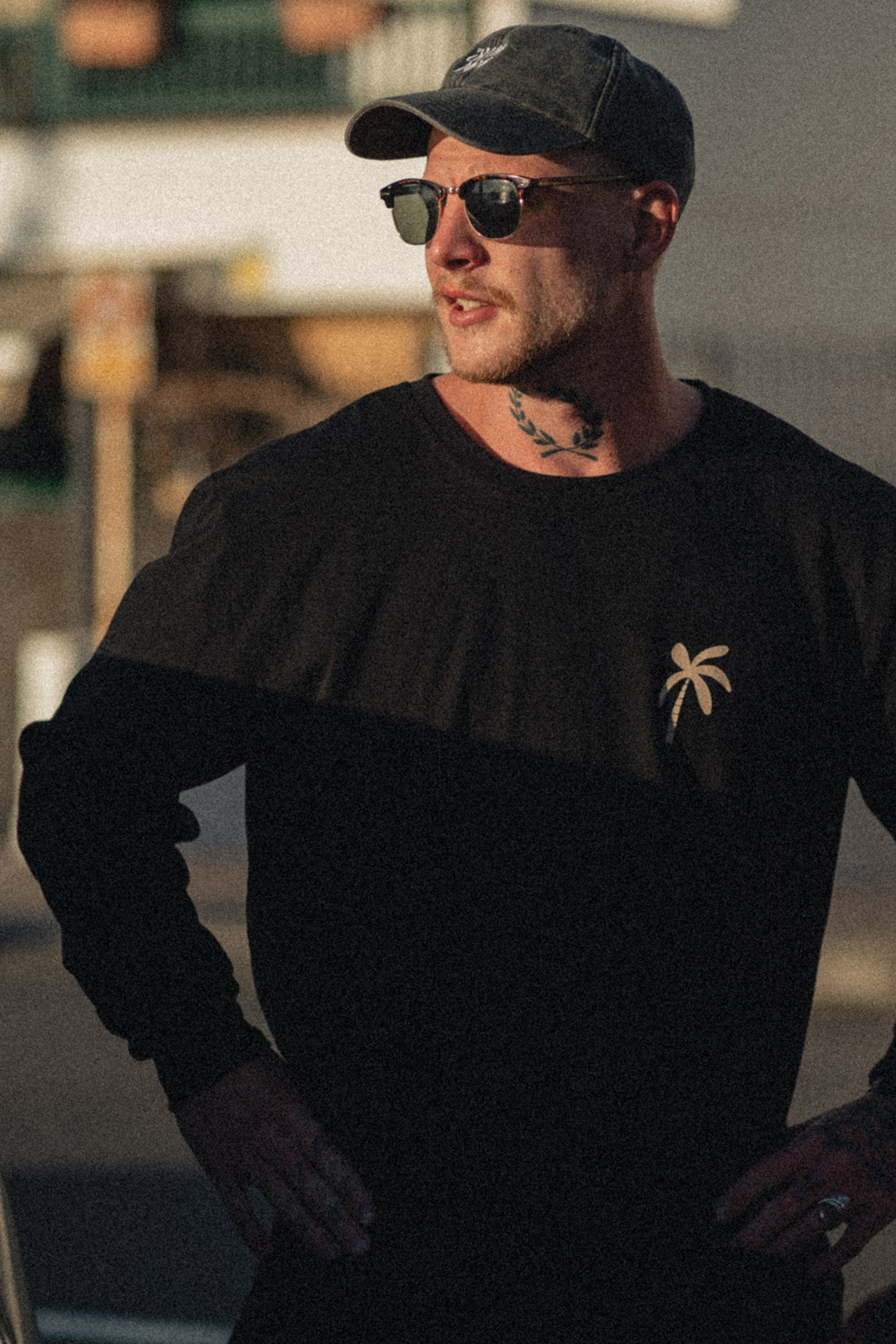LONGSLEEVE PALMS SPRING BLACK
