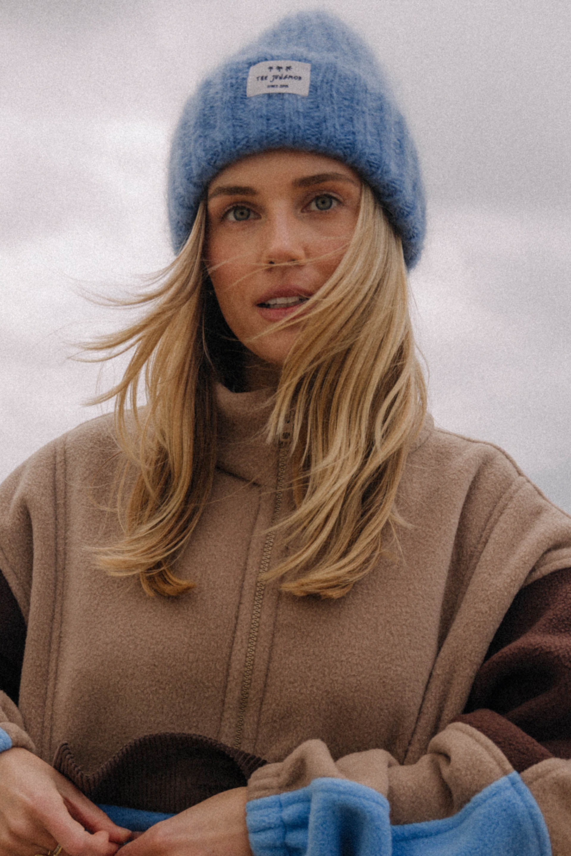 CZAPKA MOHER FLUFFY BLUE SKY