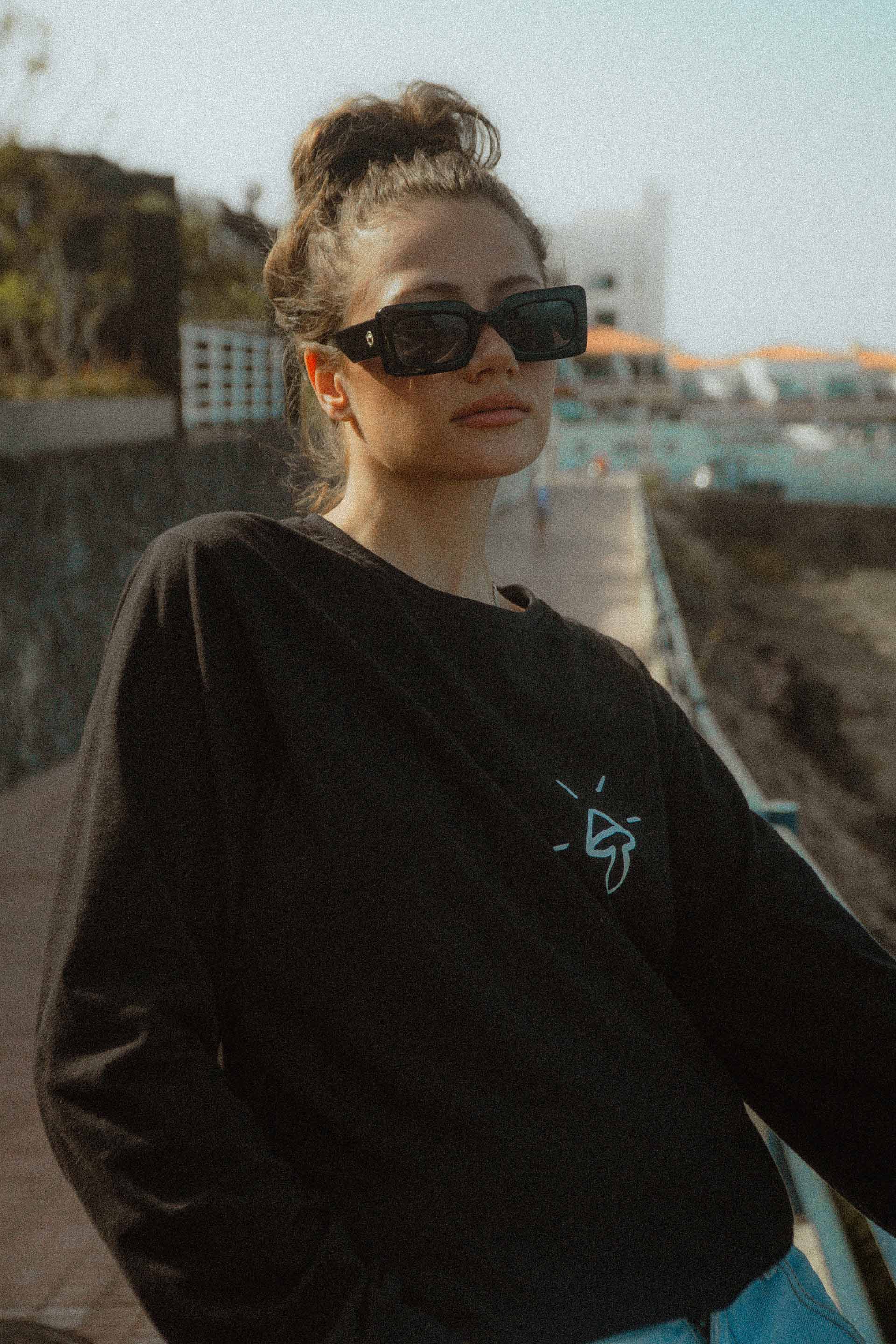 LONGSLEEVE NATURE IS OK BLACK WMN