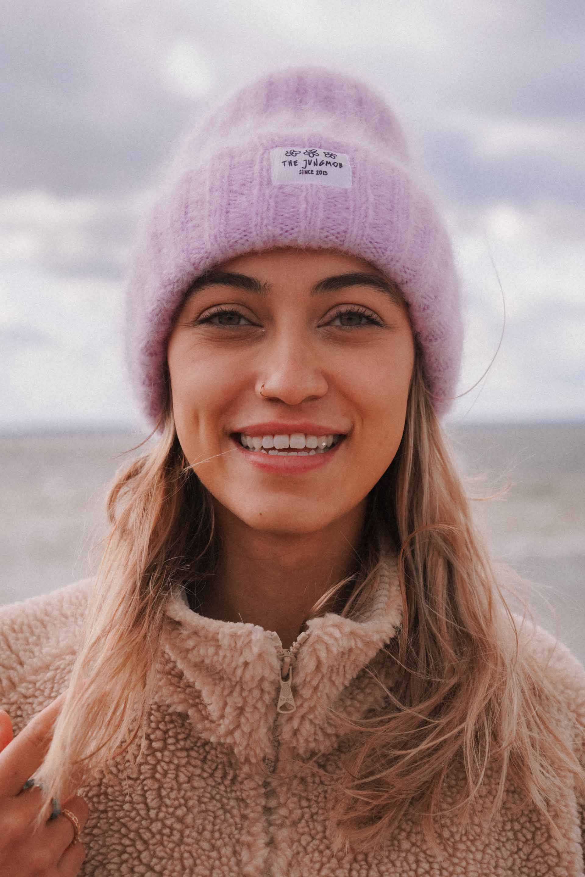 CZAPKA MOHER FLUFFY BERRIES