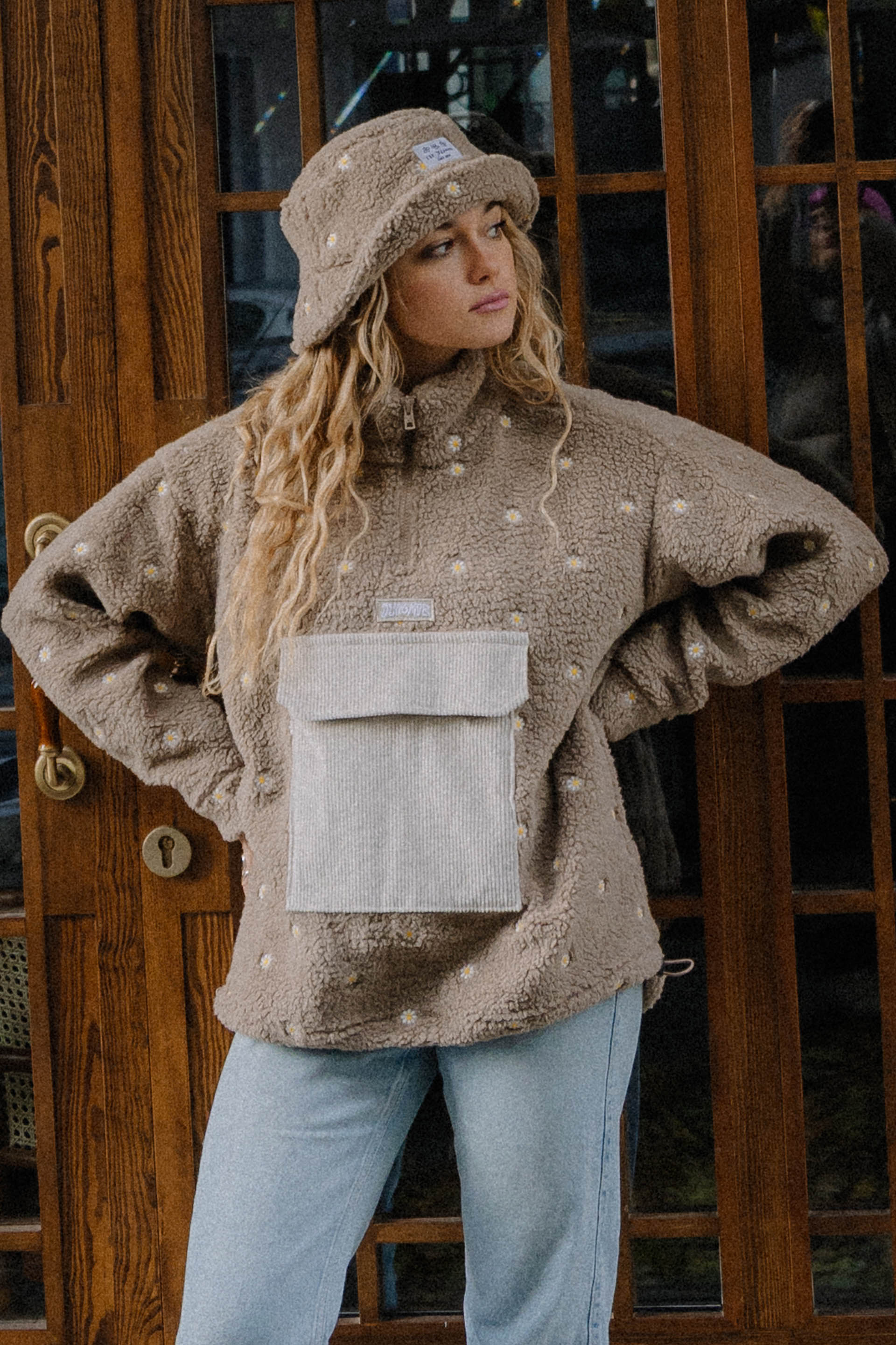 BARANEK TEDDY DAISY LATTE