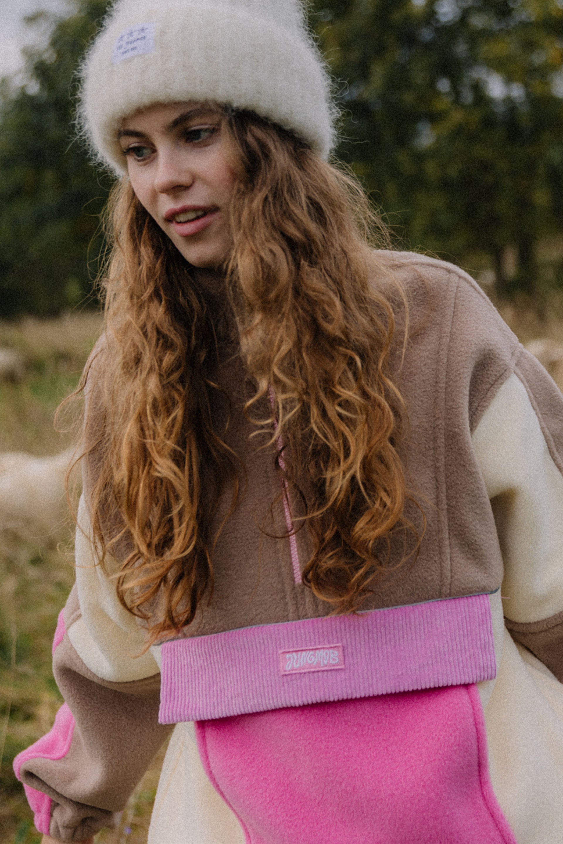 BLUZA POLAR STRAWBERRY LATTE