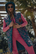 KAMIZELKA ABSTRACT FLOWERS GREEN LONG