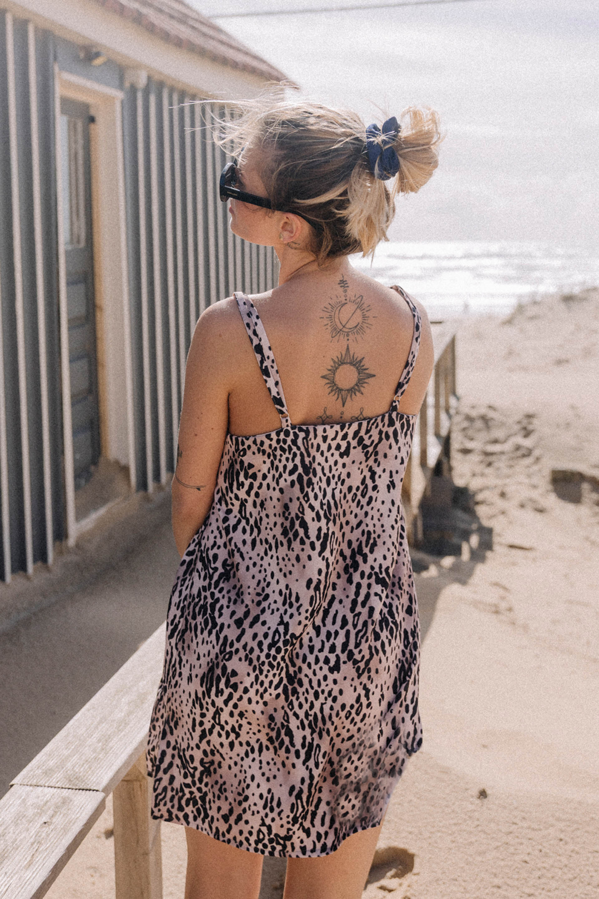 SUKIENKA KYLIE PANTHER