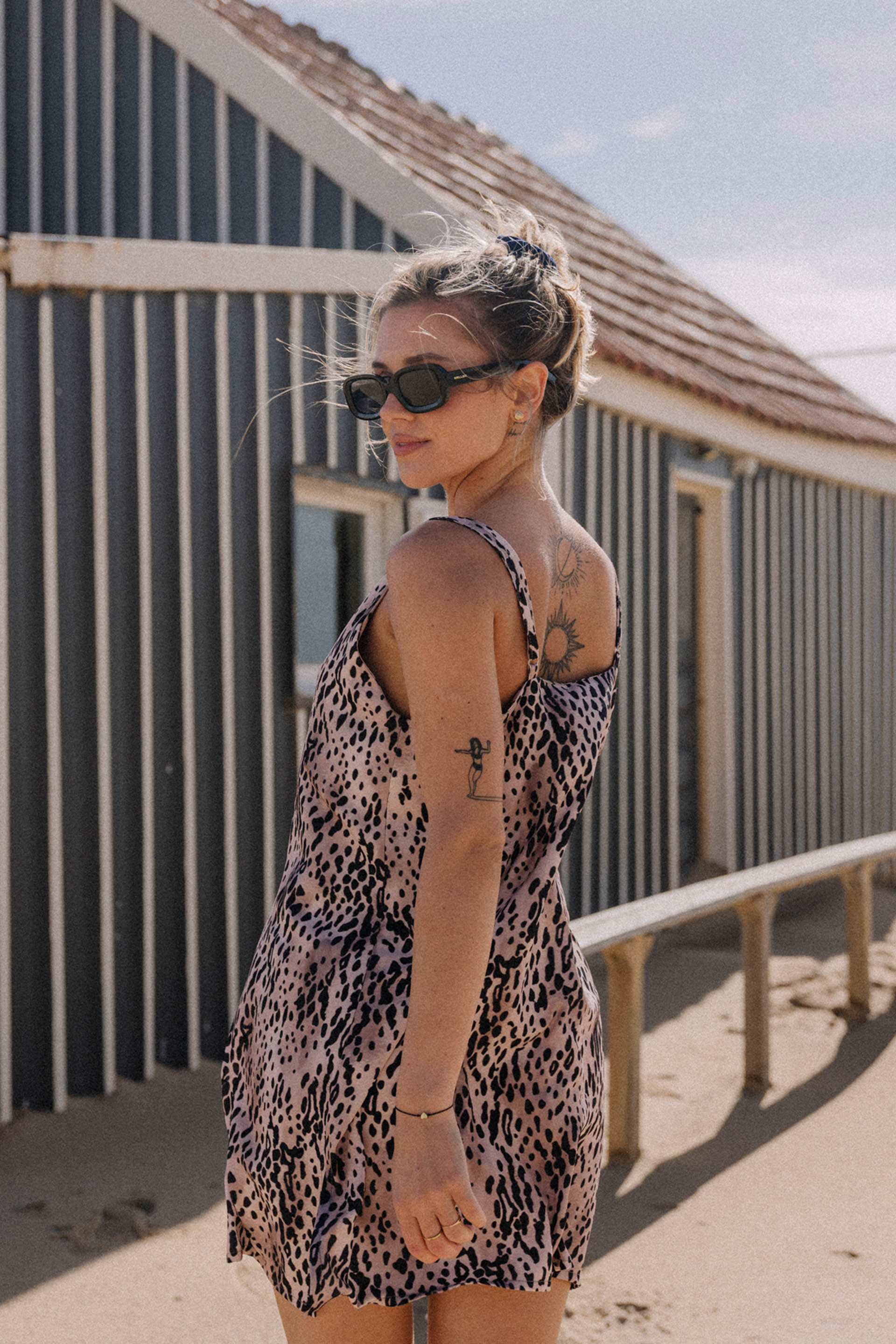 SUKIENKA KYLIE PANTHER