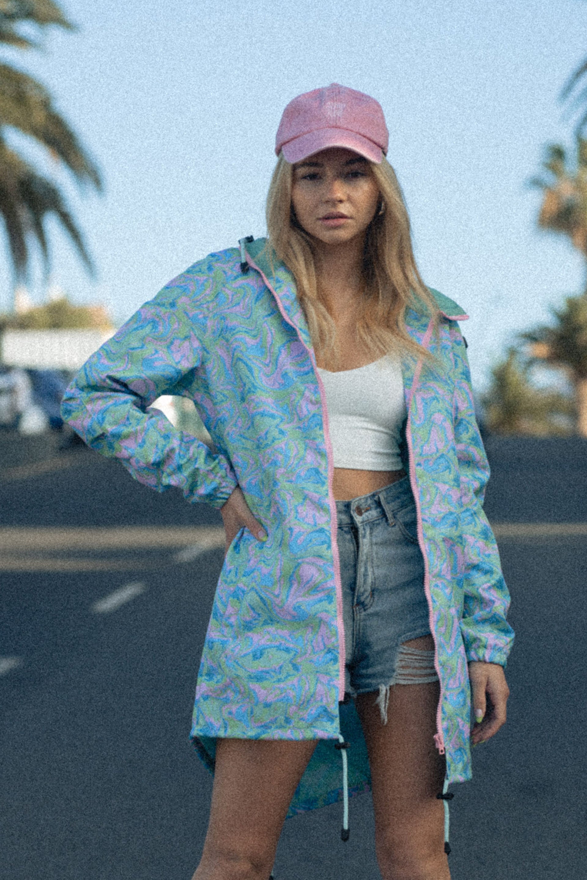 KURTKA ABSTRACT HOLO RAIN