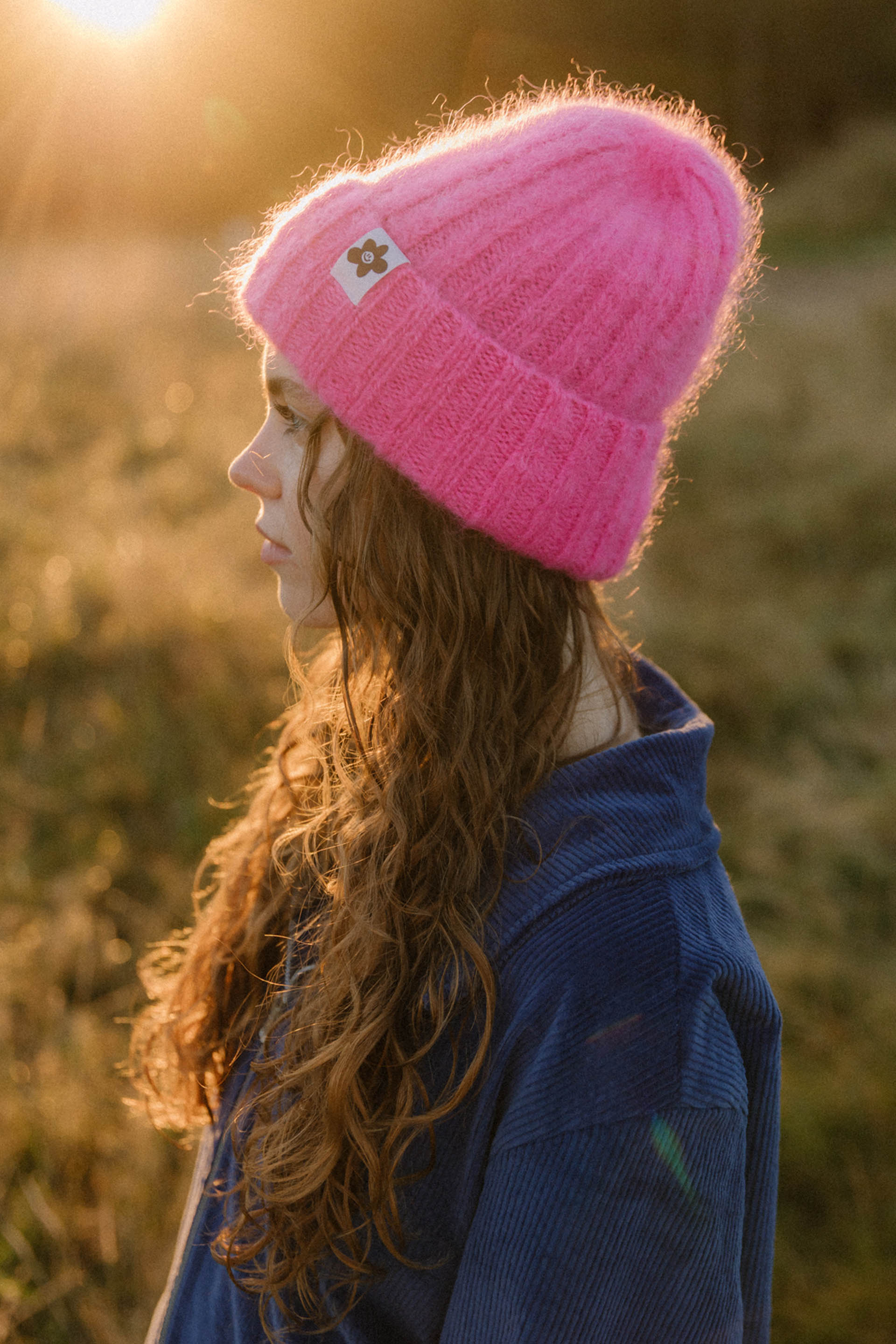 CZAPKA MOHER FLUFFY ELECTRIC PINK