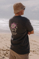 T-SHIRT HERE COMES THE SUN GRAPHITE MEN