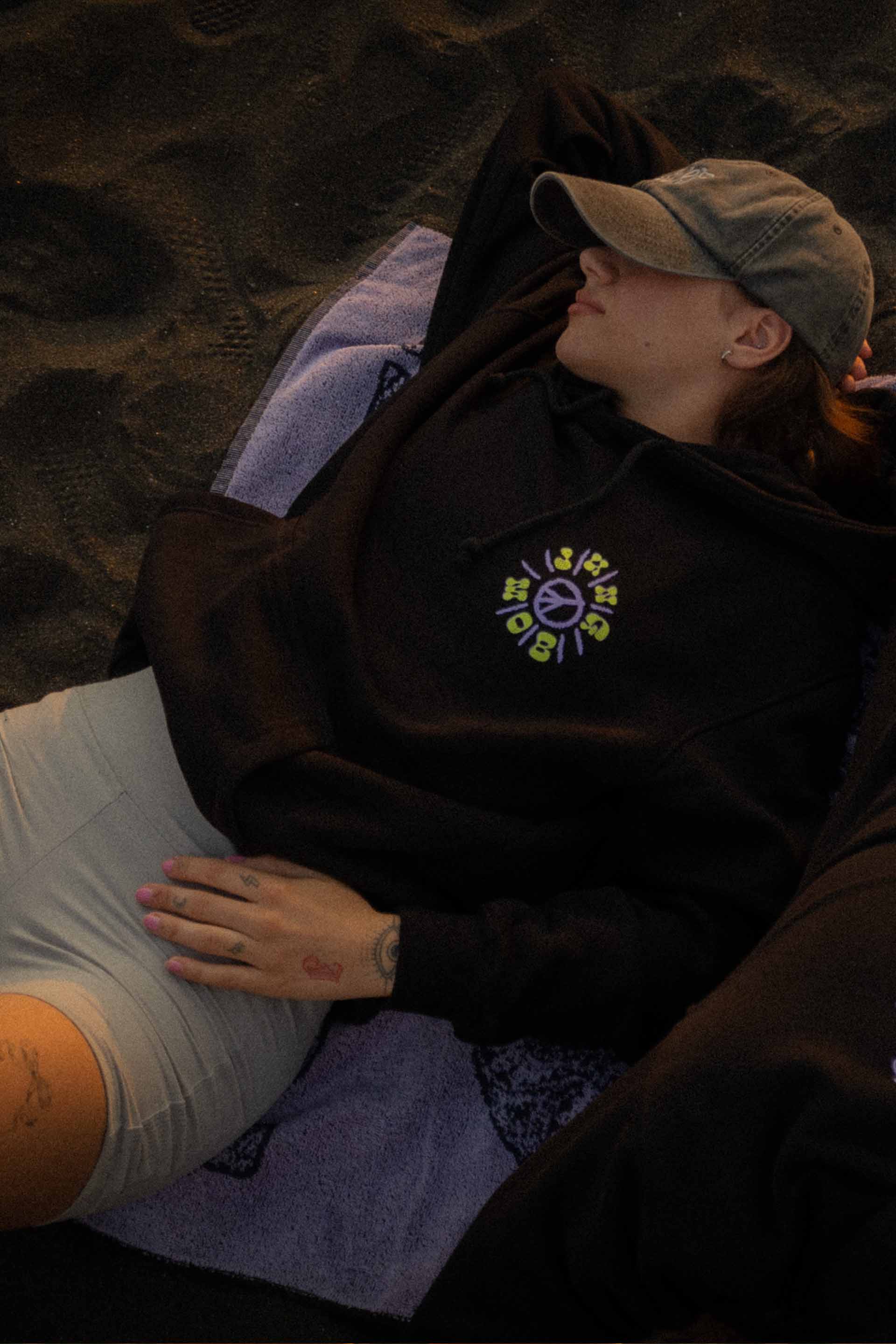 BLUZA UNISEX PEACE JUNGMOB BLACK WMN