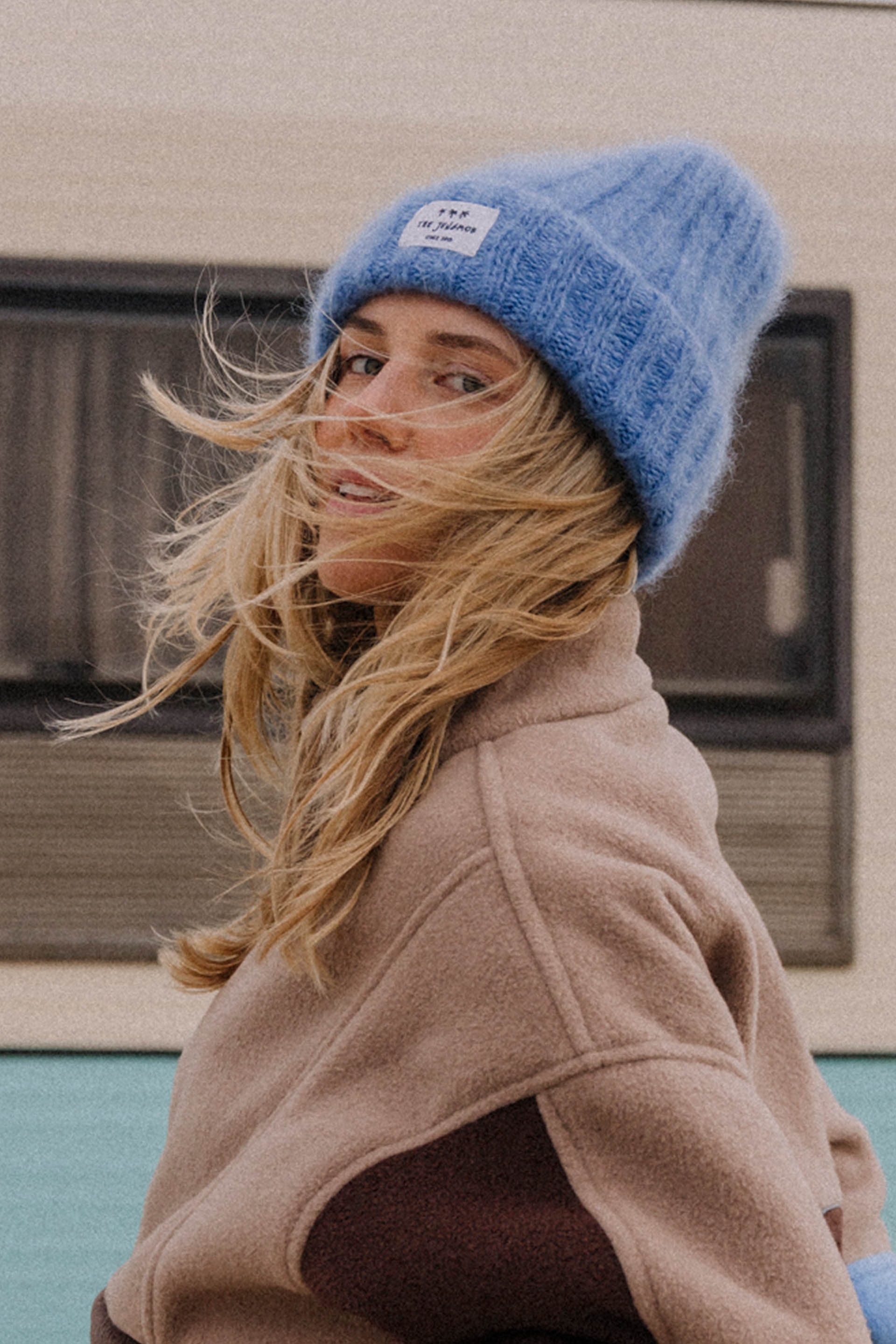 CZAPKA MOHER FLUFFY BLUE SKY