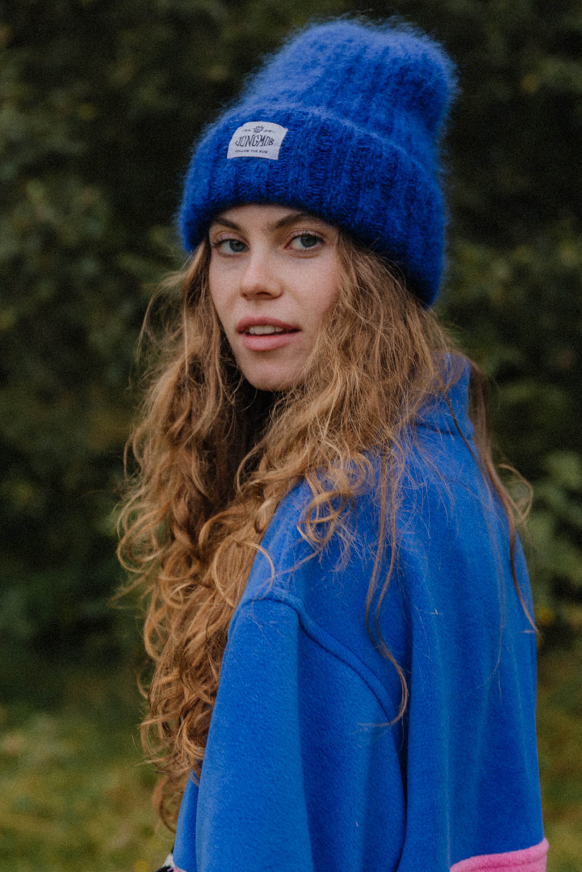 CZAPKA MOHER FLUFFY BLUEBERRY